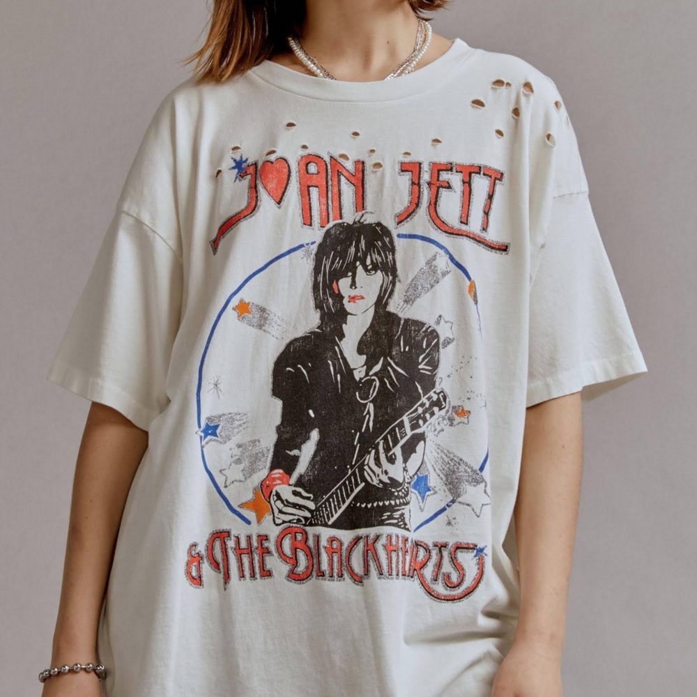 Daydreamer Joan Jett And The Blackhearts Distressed Graphic Crewneck Merch Tee